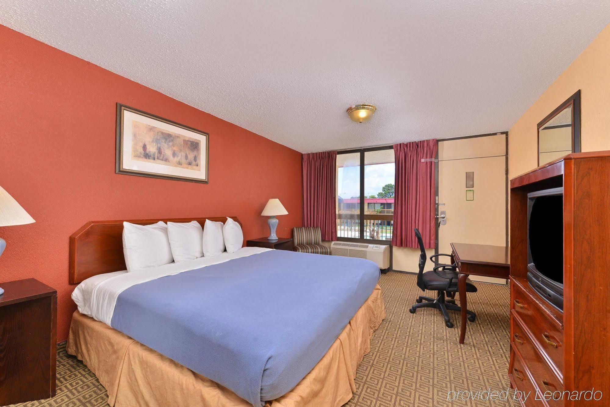 North Villa Inn Spring Εξωτερικό φωτογραφία