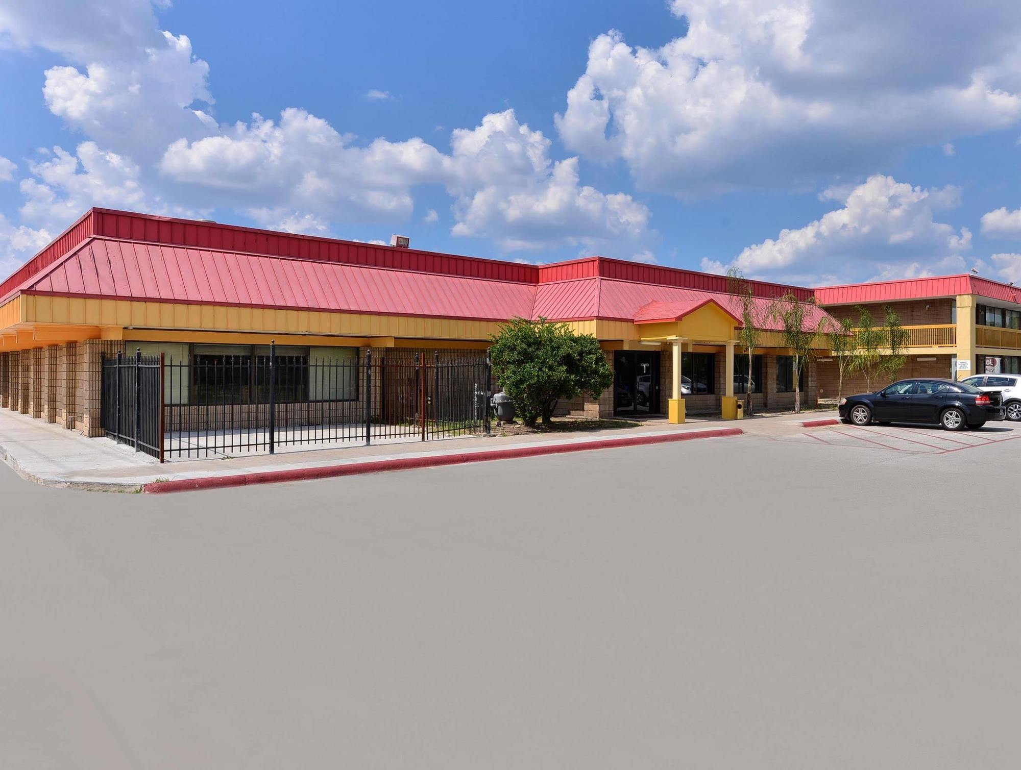 North Villa Inn Spring Εξωτερικό φωτογραφία